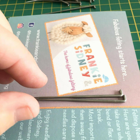 Moon Gazing Fox Felted Picture Kit 2