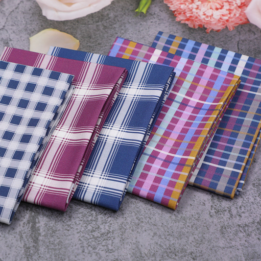 Geometric Plaid Cotton Fat Quarters Bundle - CraftSource Market: Craft Supplies & Kits Fat Quarter Bundle