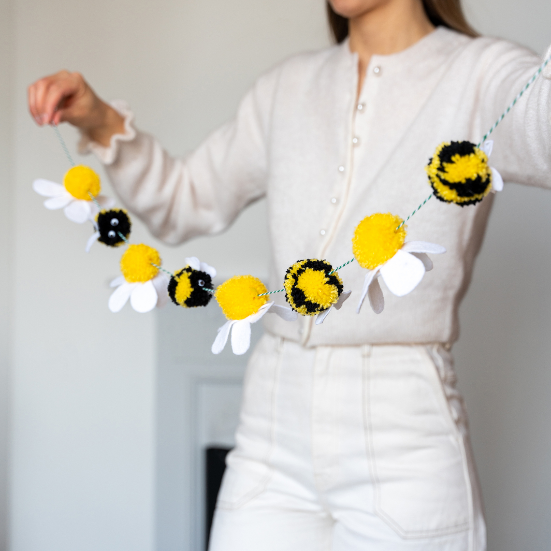 Pom Pom Garland