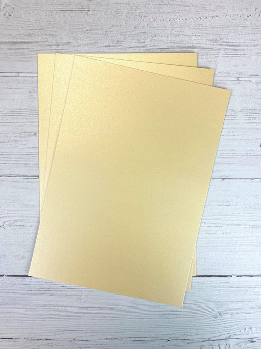 Oakwood A4 Single Sided Ivory Pearl Card- Pack of 10