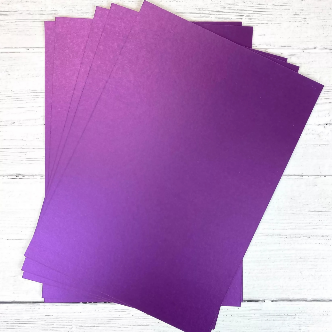 Oakwood Archer A4 300gsm Single-Sided Pearl Card | Deep Tones