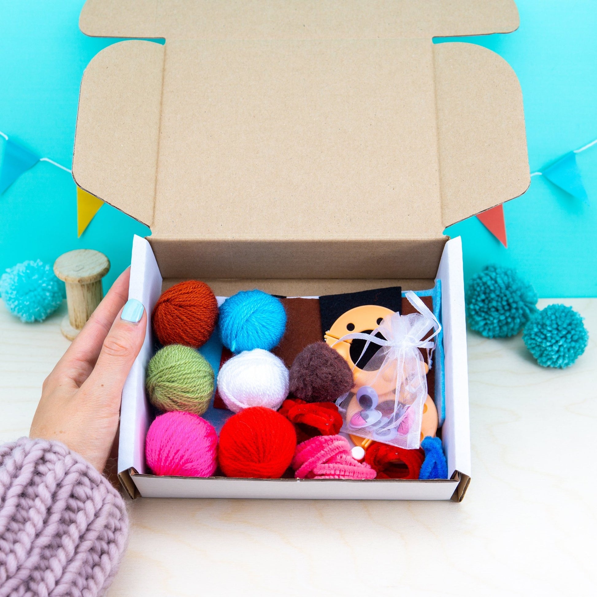 Sealife Friends Craft Kit - CraftSource Market: Craft Supplies & Kits Yarn Craft Kit